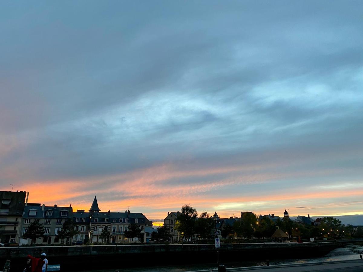 Les Mouettes De Trouville Eksteriør billede